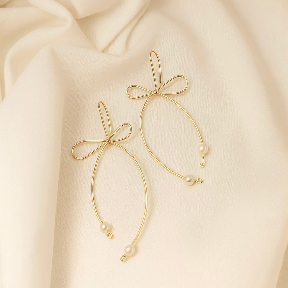 The Statement Bow Earrings