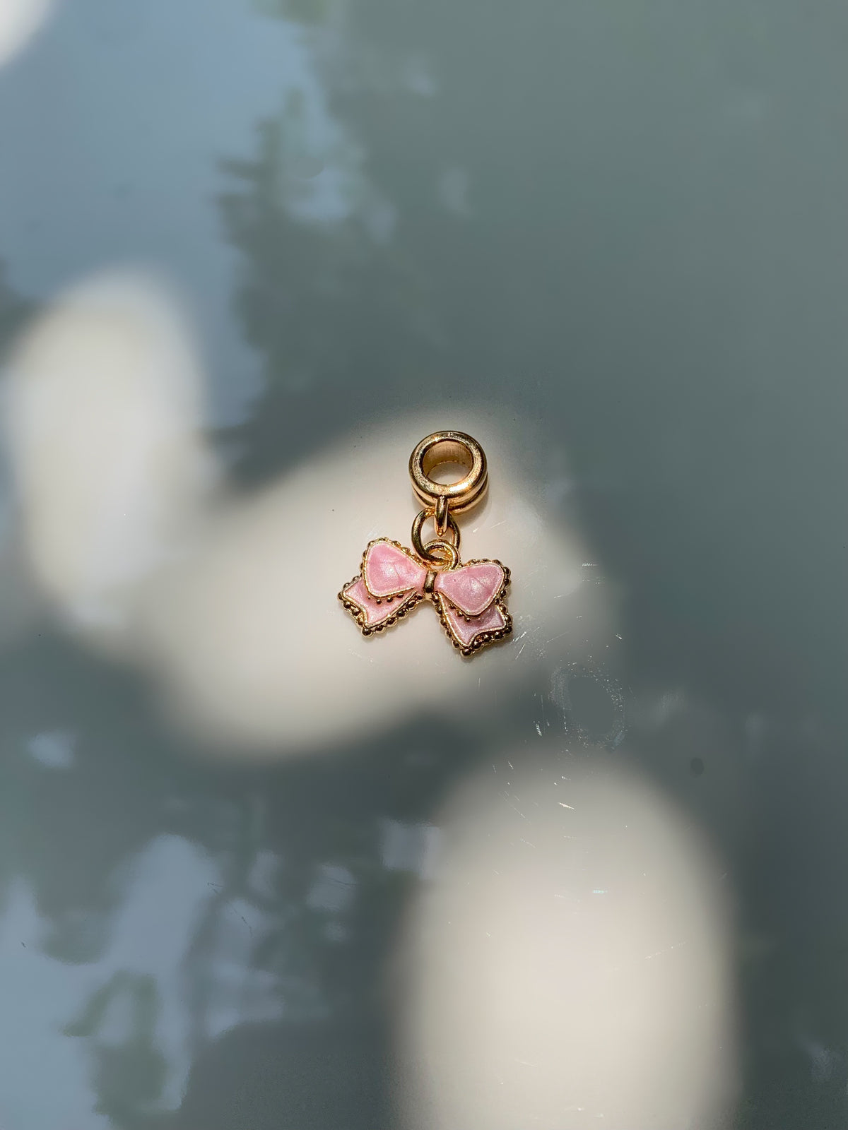 Pink bow charm